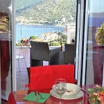 E Mare Agia Efimia