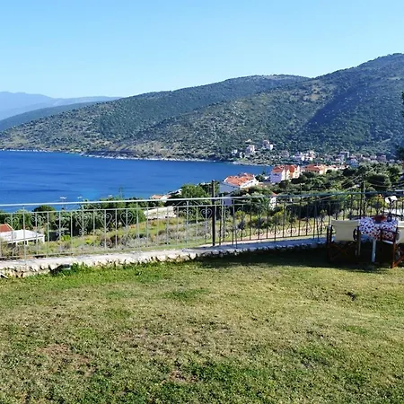 E Mare Lejlighed *