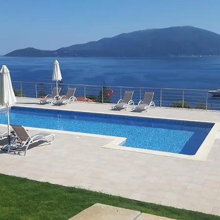 E Mare アパート *