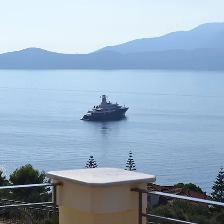 Apartment E Mare Agia Efimia