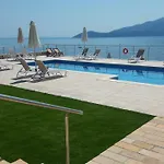 E Mare Apartman Ajía Effimía